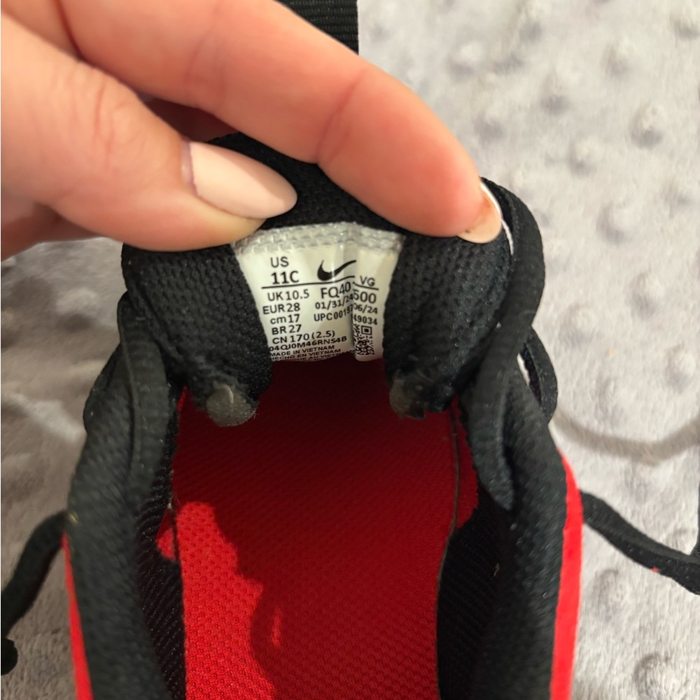 Nike Kids Football Cleats - Picture 7 of 7